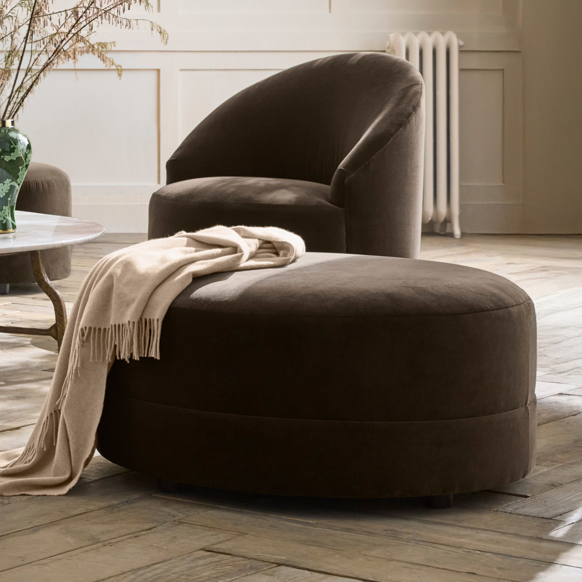 Capri Round Coffee Table Ottoman (36