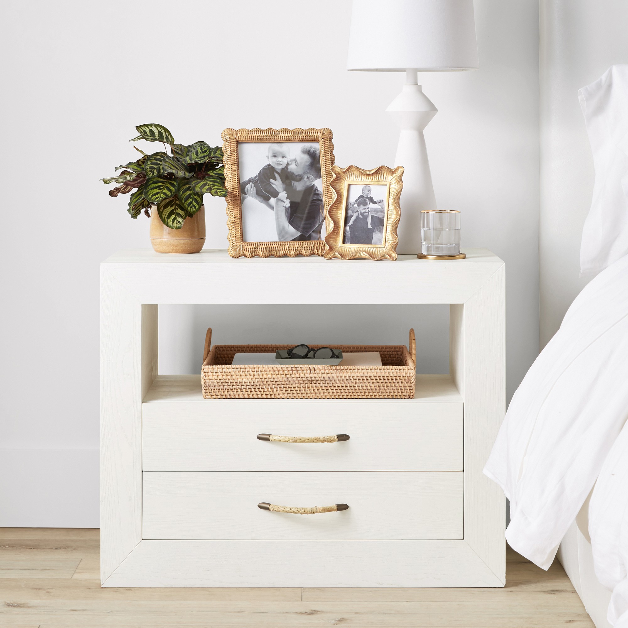 Malta 2-Drawer Nightstand (34