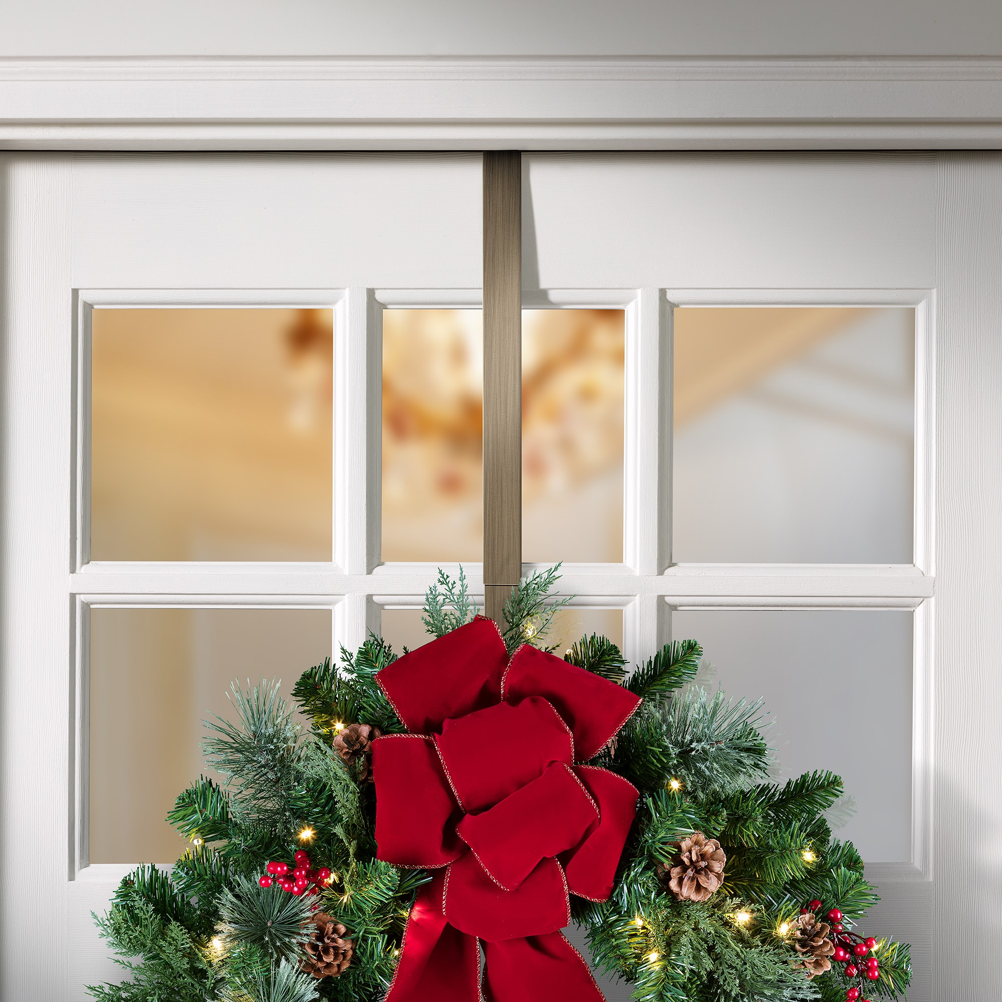 Adjustable Wreath Hanger