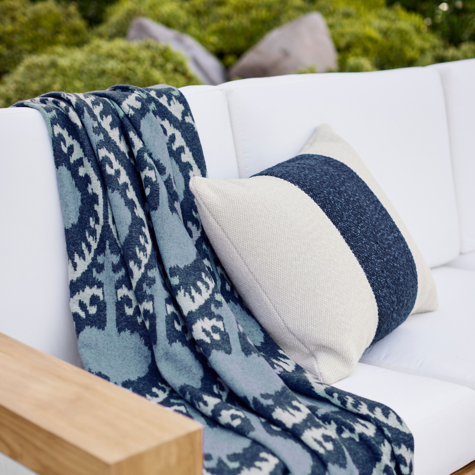 European Novelty Cashmere Throw, Marrakesh Ikat, Navy