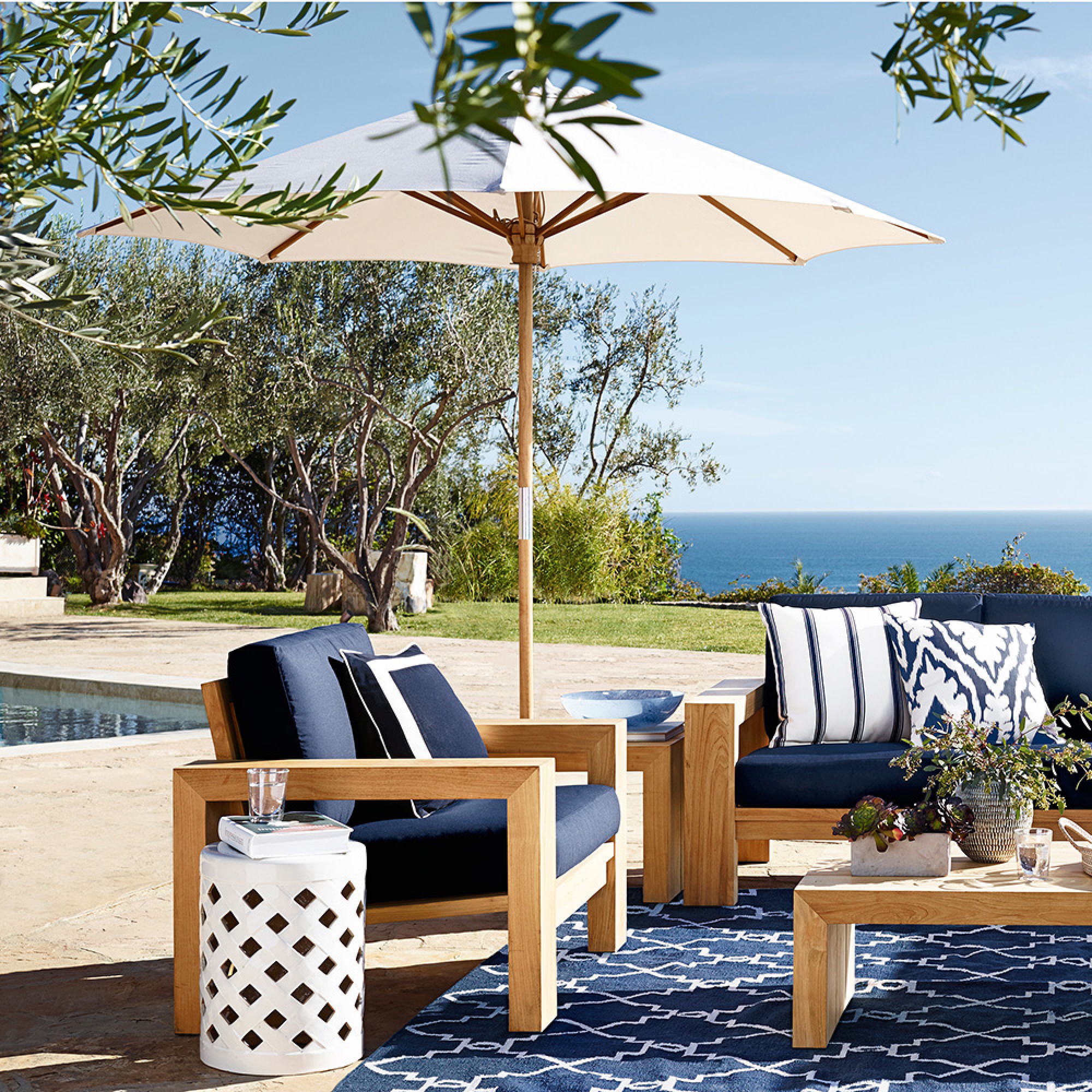 10' Round Outdoor Larnaca Teak Umbrella