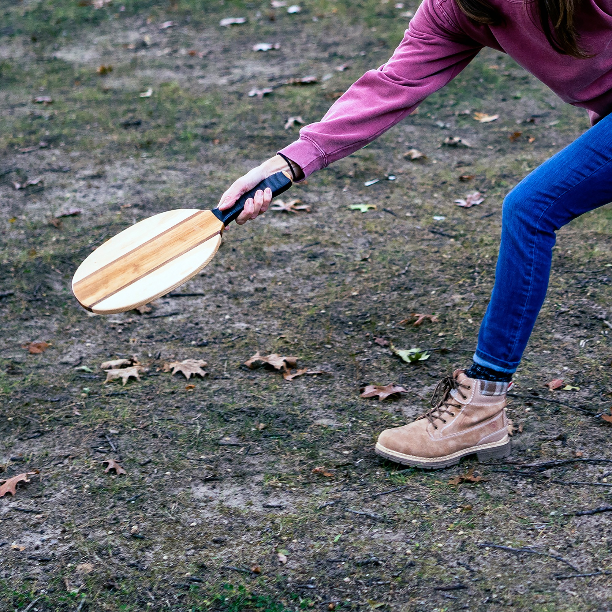 Elakai Paddle Ball