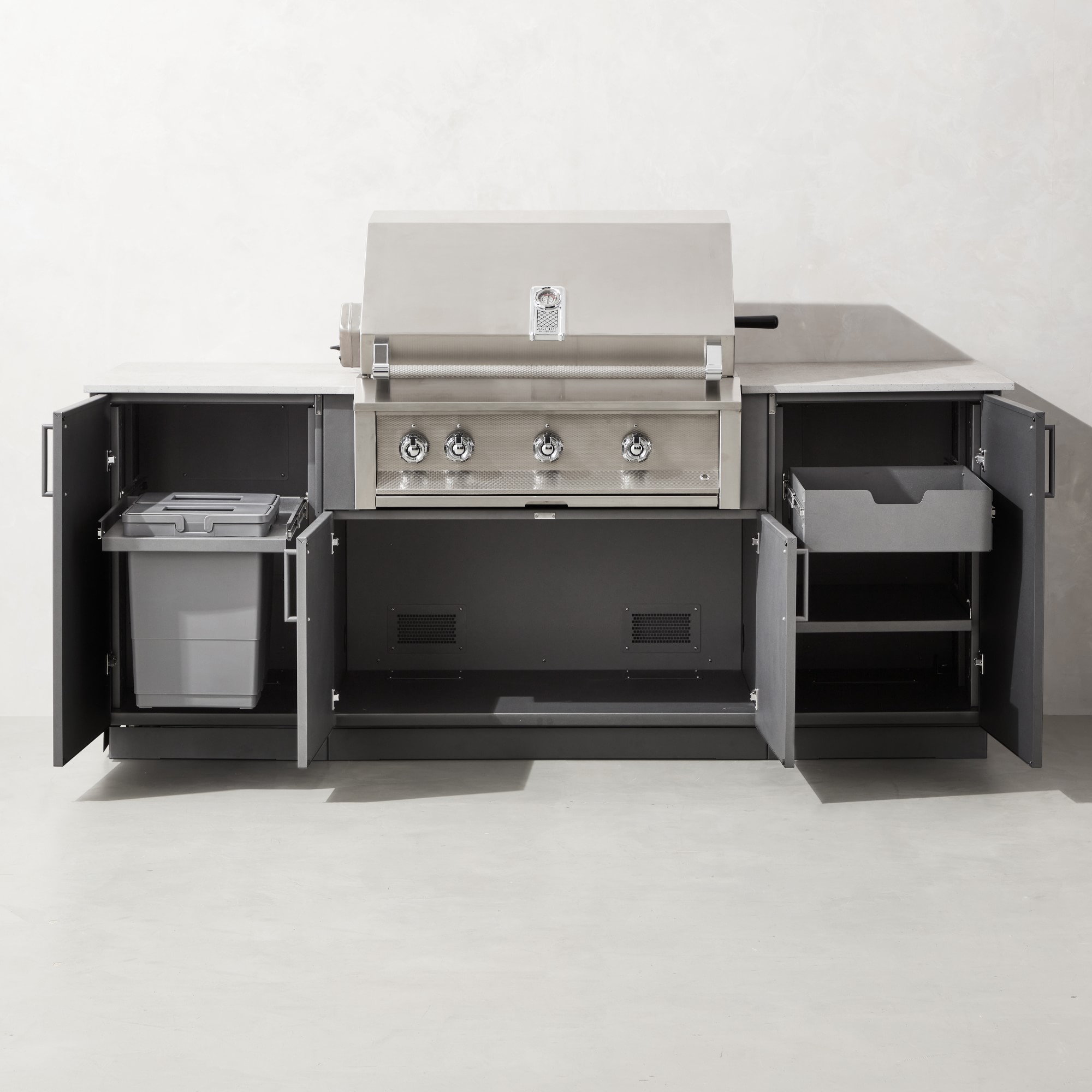 Urban Bonfire Outdoor Kitchen x Hestan 42” Grill