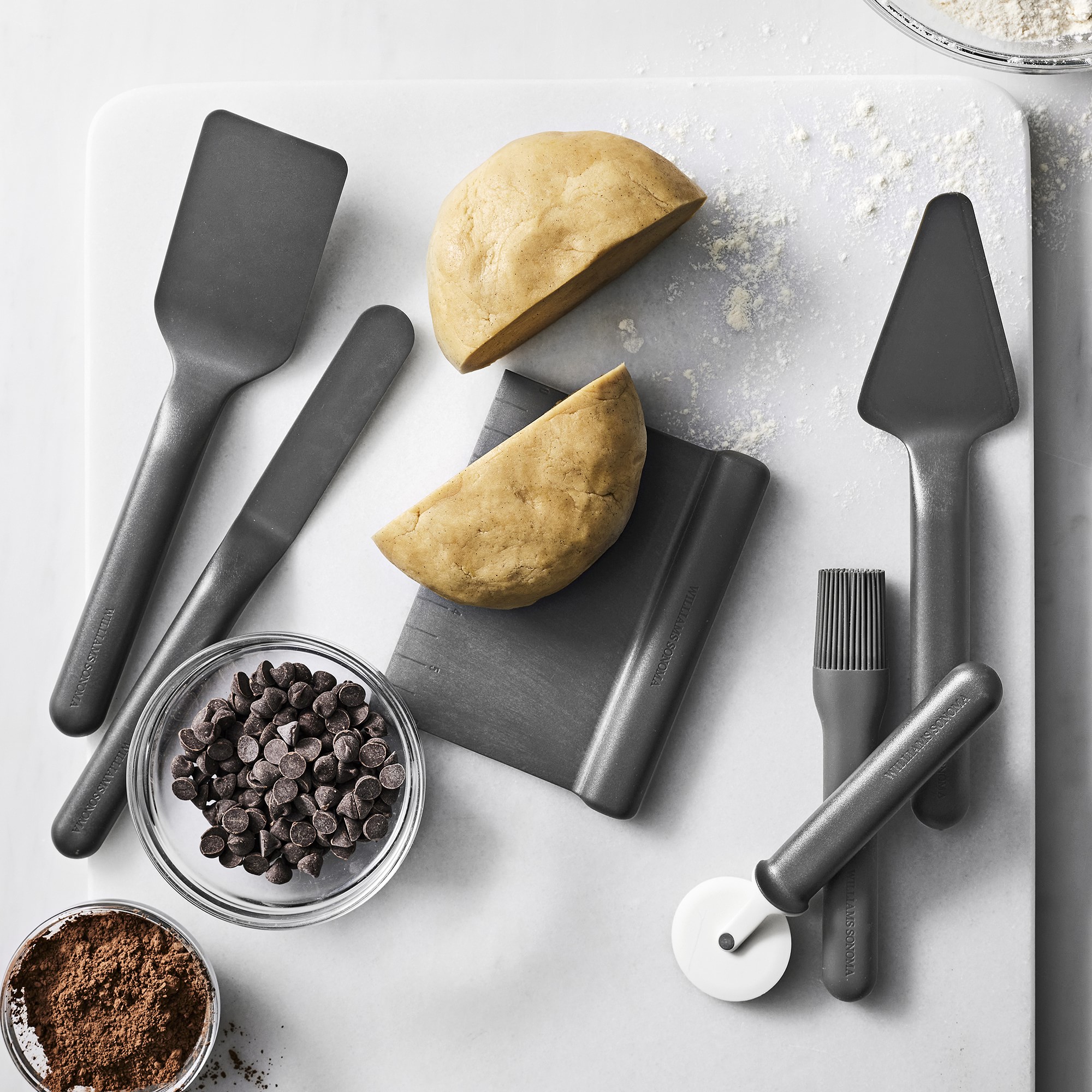 Williams Sonoma Goldtouch® Pro Pie Server