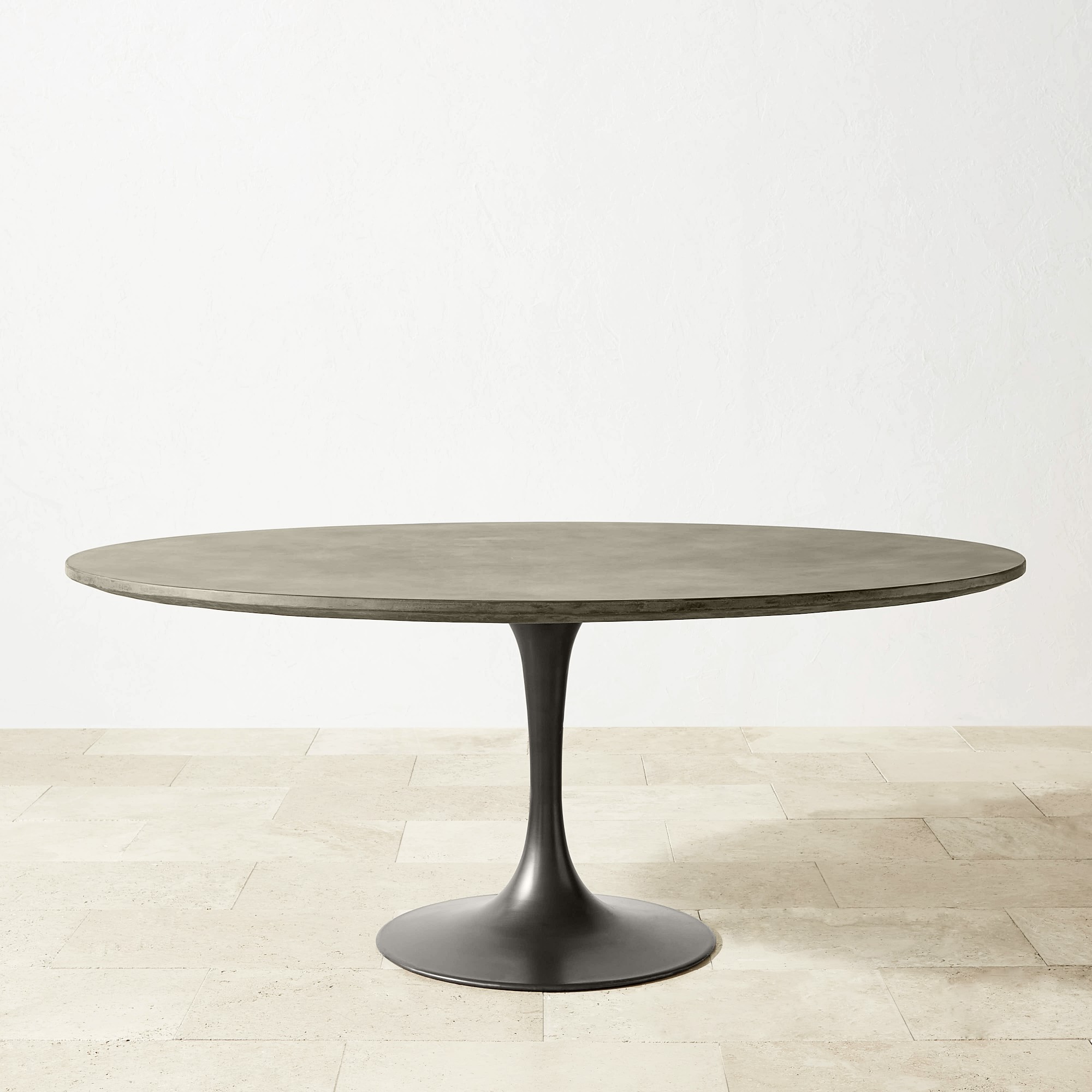 Tulip Outdoor Oval Dining Table (70