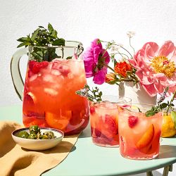 Williams Sonoma Rosada Sangria, Peach & Strawberry