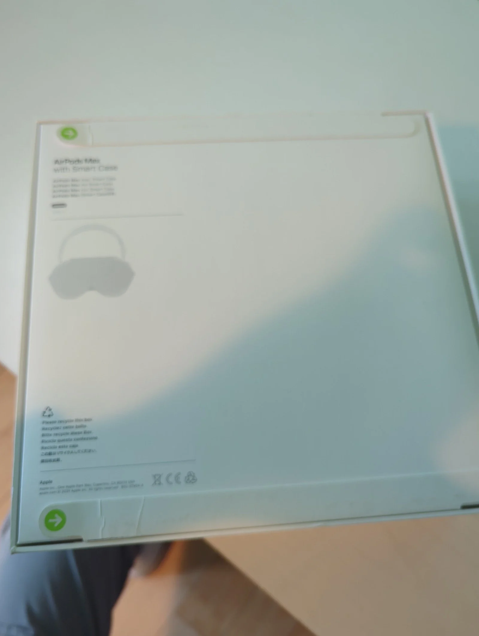 AirPods Max 8F13