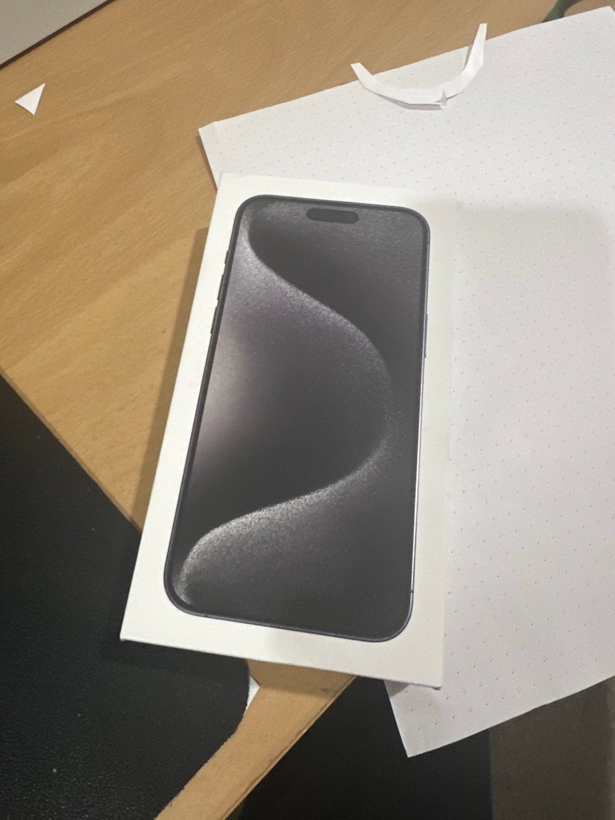 iPhone 15 Pro Max 1W35