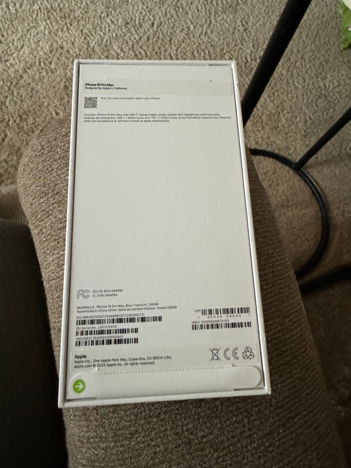 iphone 15 pro max phone unlocked 1O77
