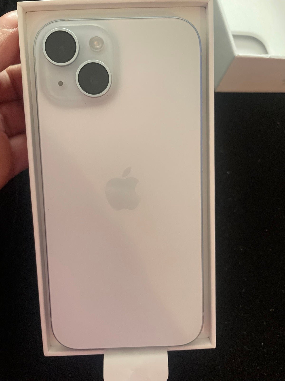 iPhone 15 6R87