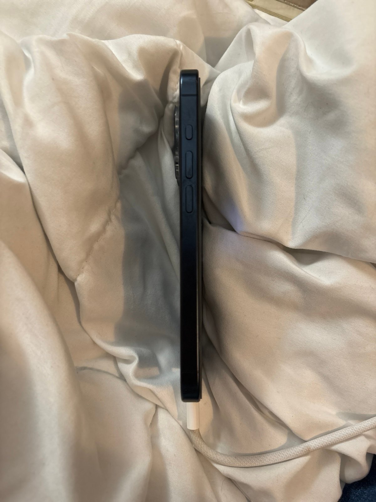 iPhone 15 pro 6N35