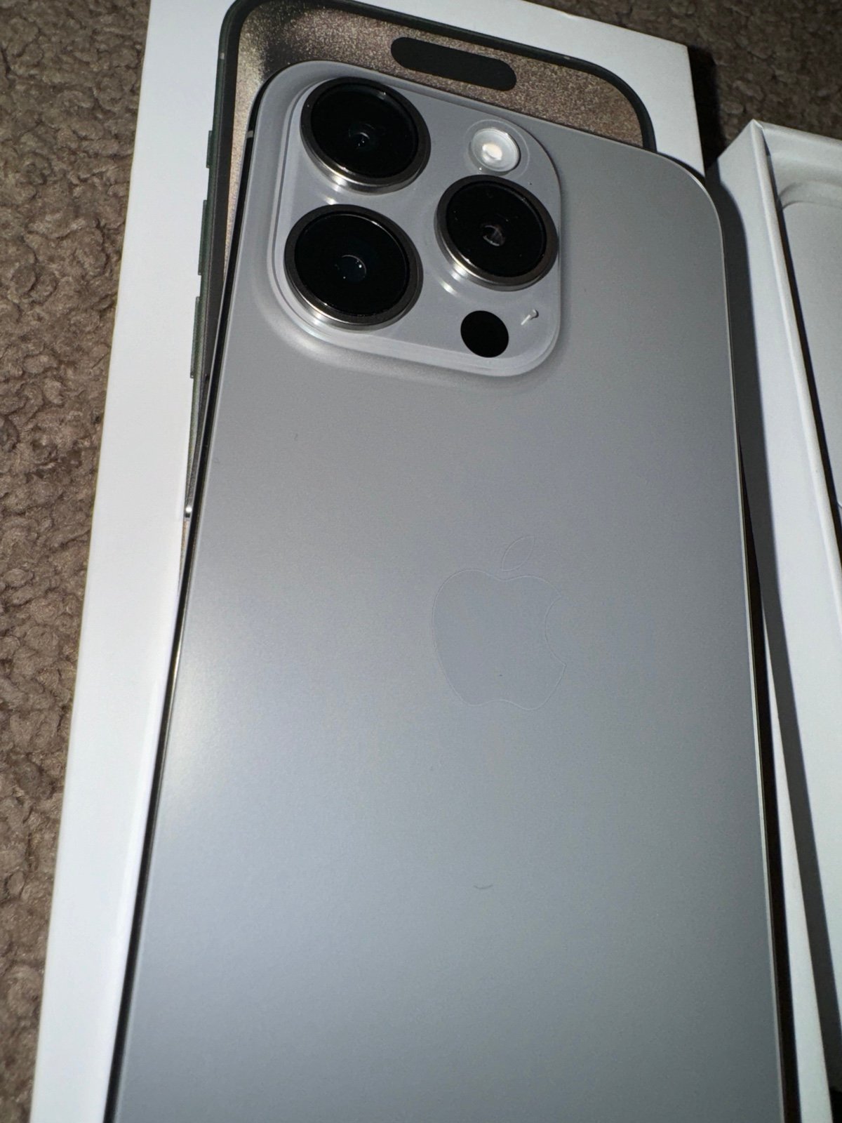 iPhone 15 Pro 6Z23