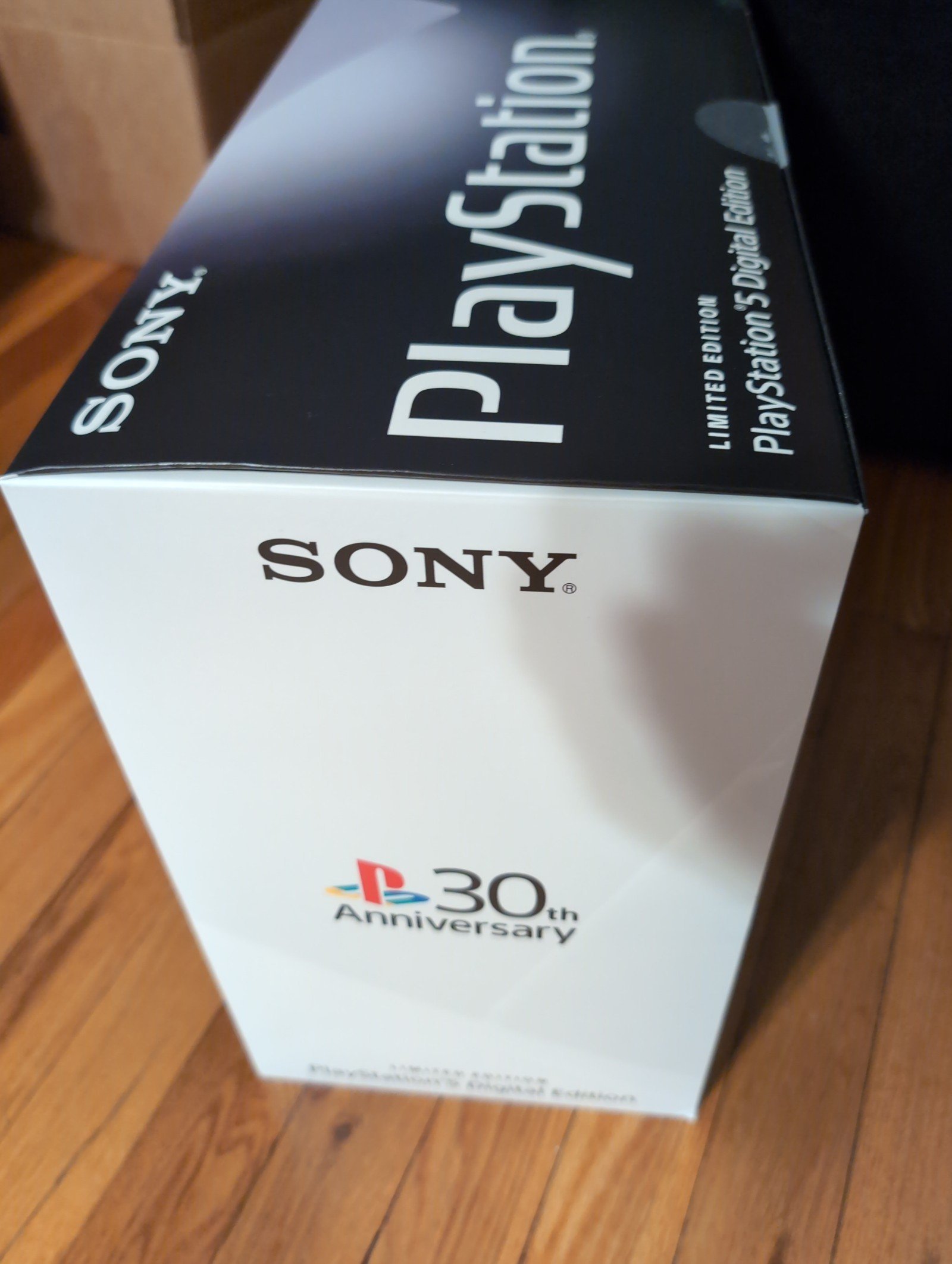 PlayStation 5 30th anniversary limited edition 5H69