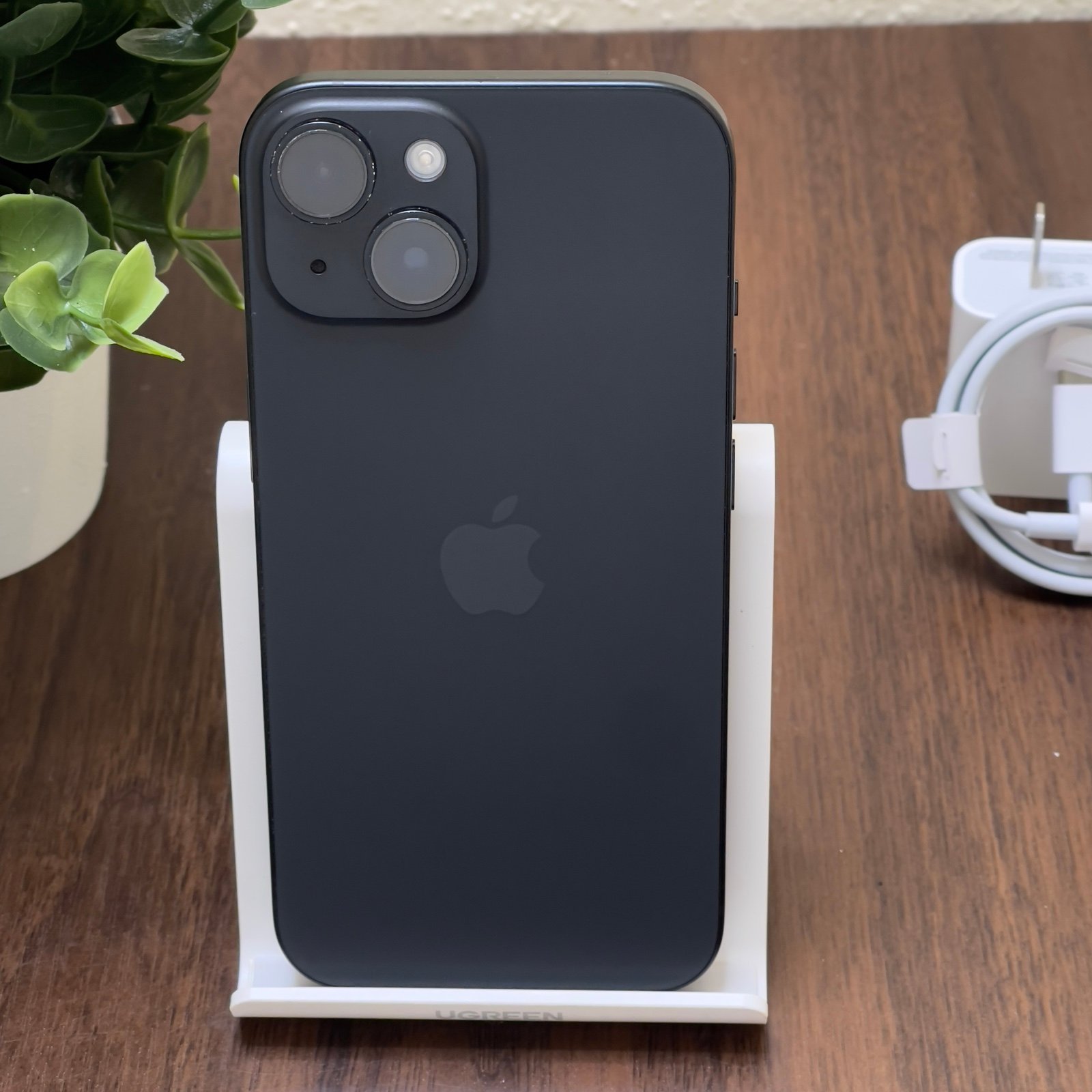 Apple iPhone 15 1X27