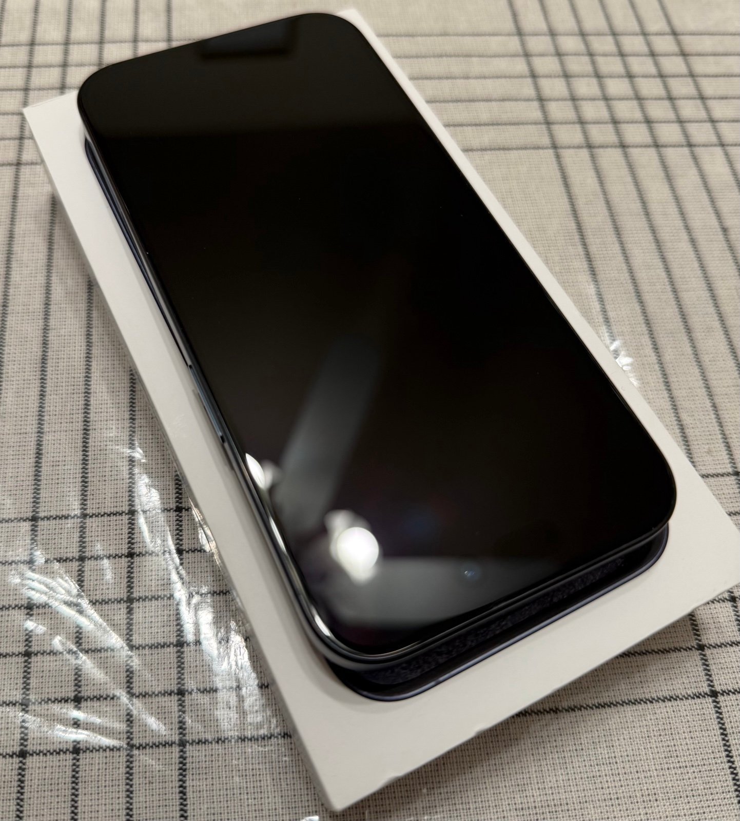 iPhone 15 Pro unlocked 128GB 9A13