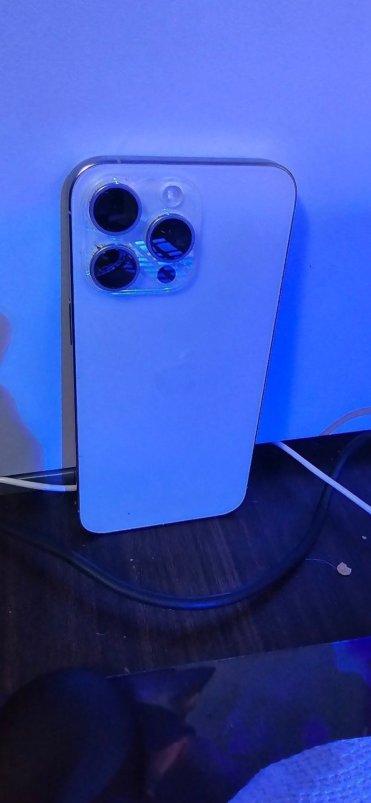 ATT locked iPhone 15 pro max 3X93