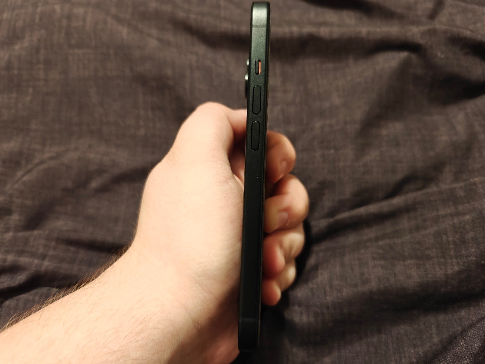 Apple iPhone 15 128 GB in Black for T-Mobile 7K96