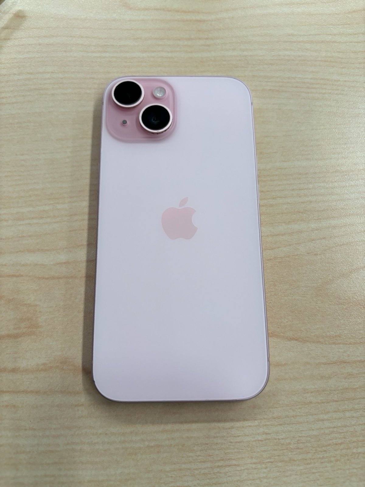 iPhone 15 9O25