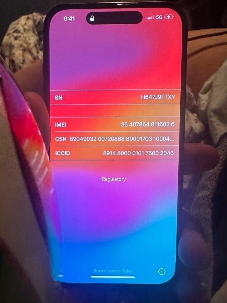 iphone 15 pro 8F23