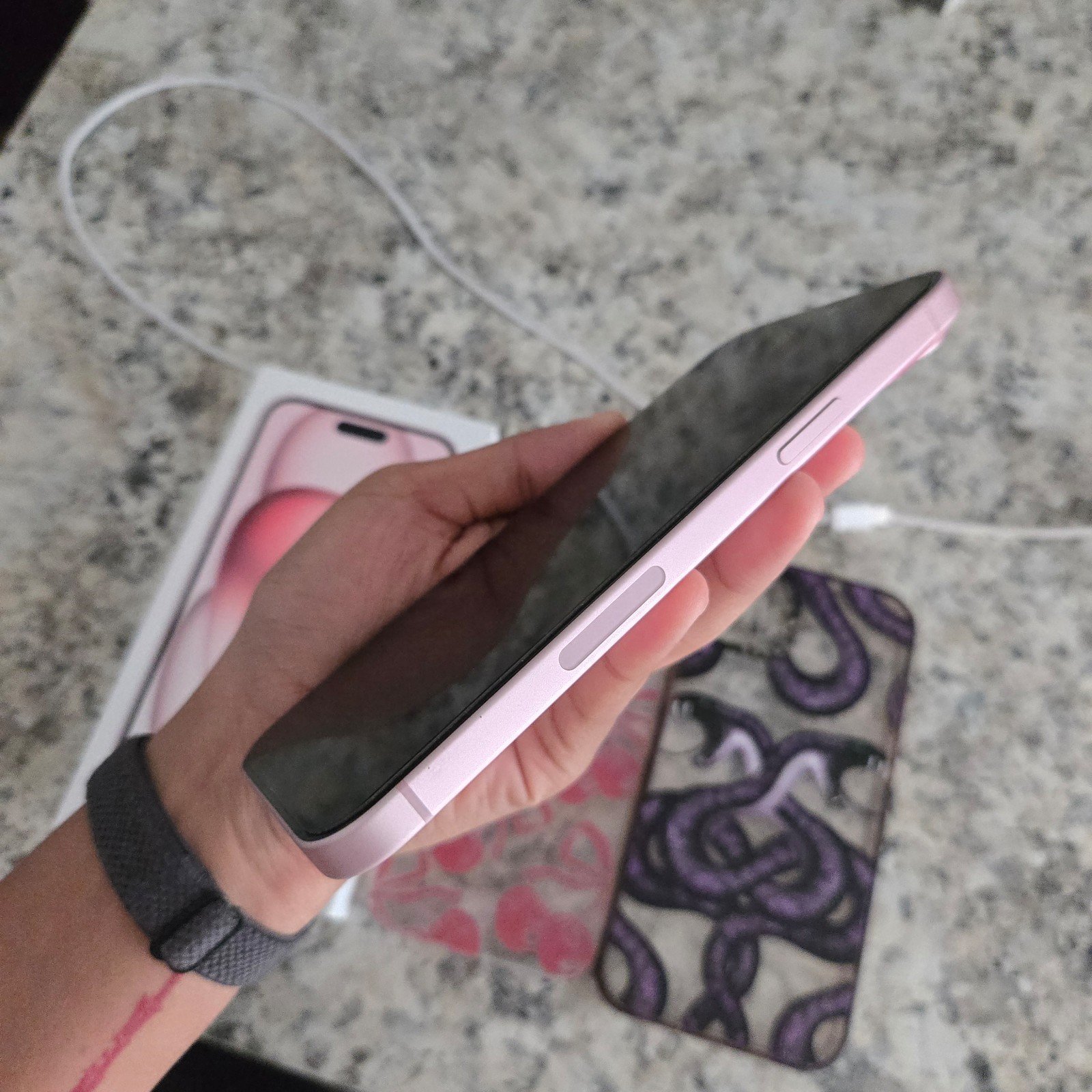 UNLOCKED Pink iPhone 15 plus 256gb 3F15
