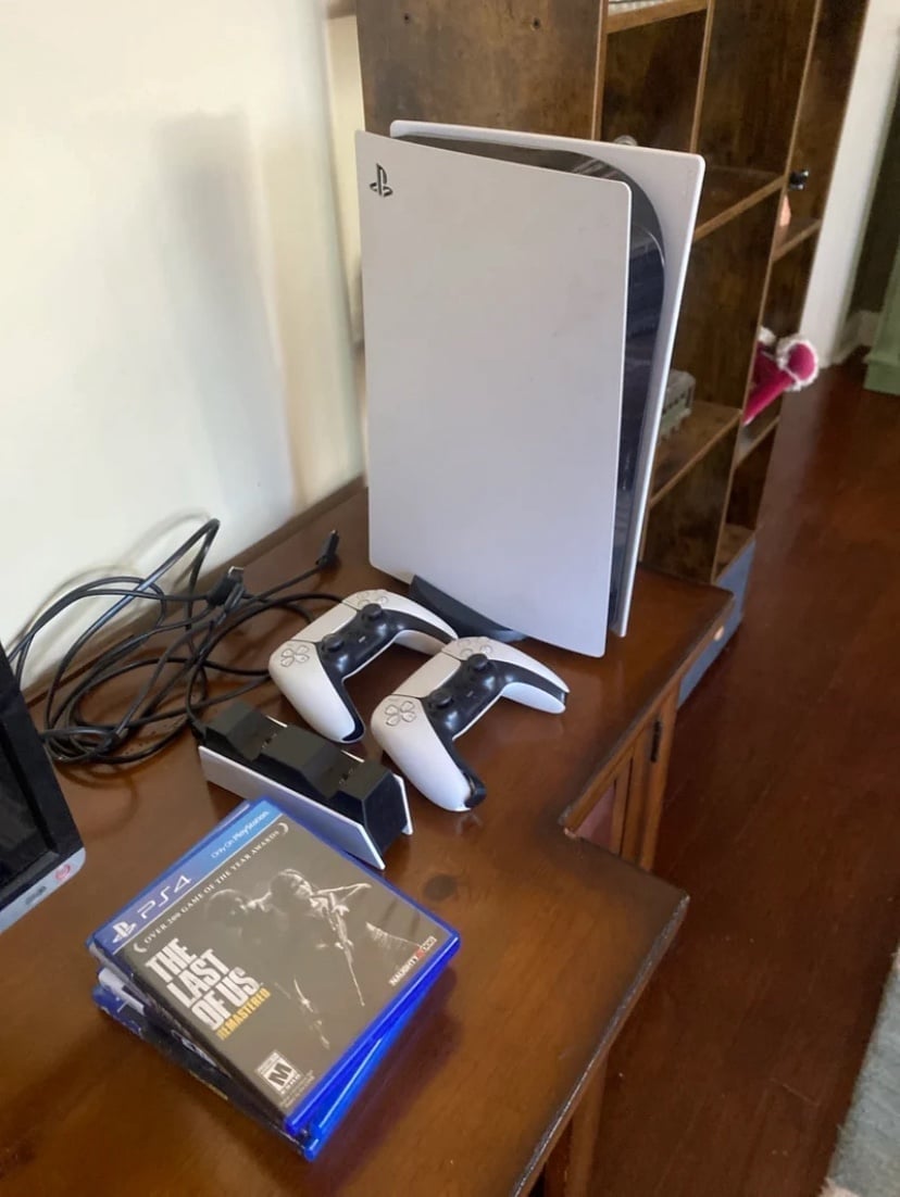 PlayStation 5 8H58