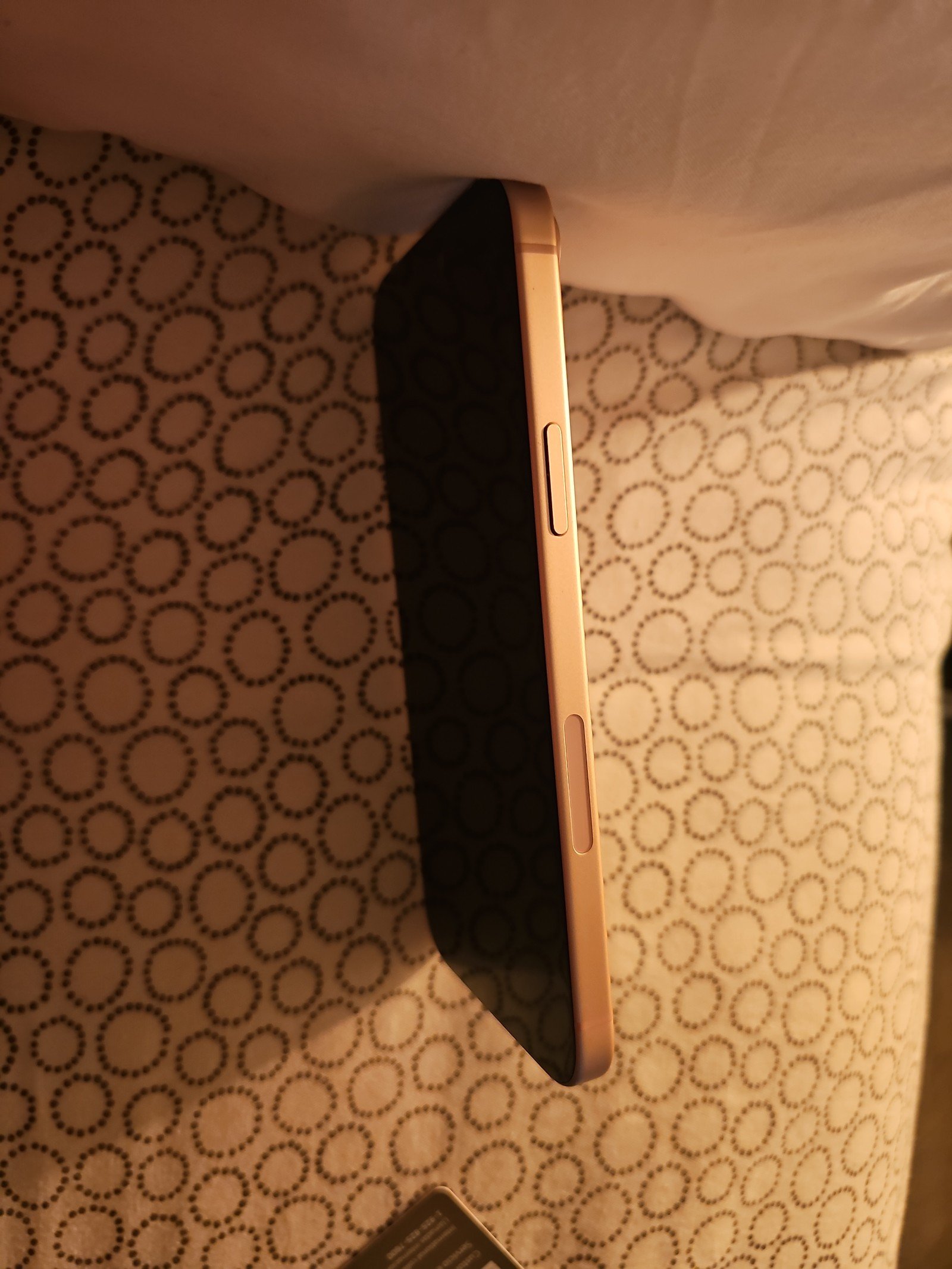 iPhone 15 plus Pink 256gb unlocked 7L83