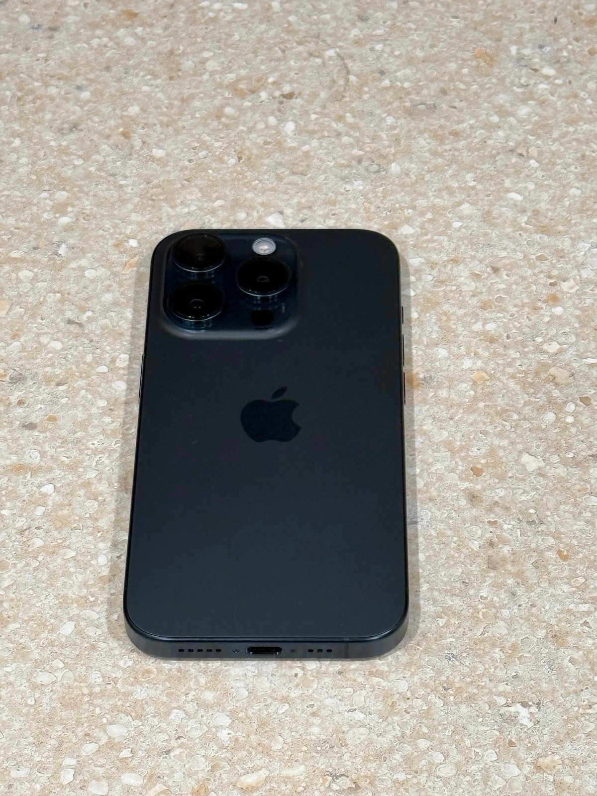 iPhone 15 Pro Blue 512GB Unlocked 6O68