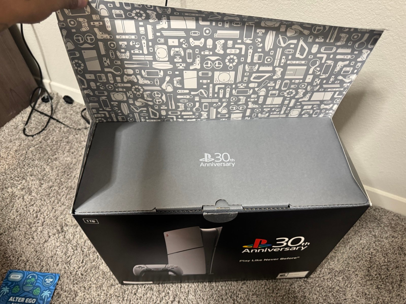 PlayStation 5 30th anniversary limited edition 2M86