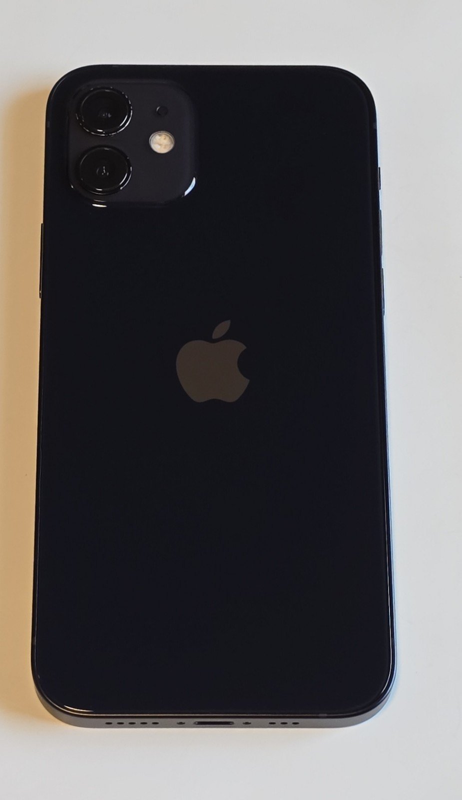 Cricket Wireless iPhone 12 5G 128GB Midnight Black 7E53