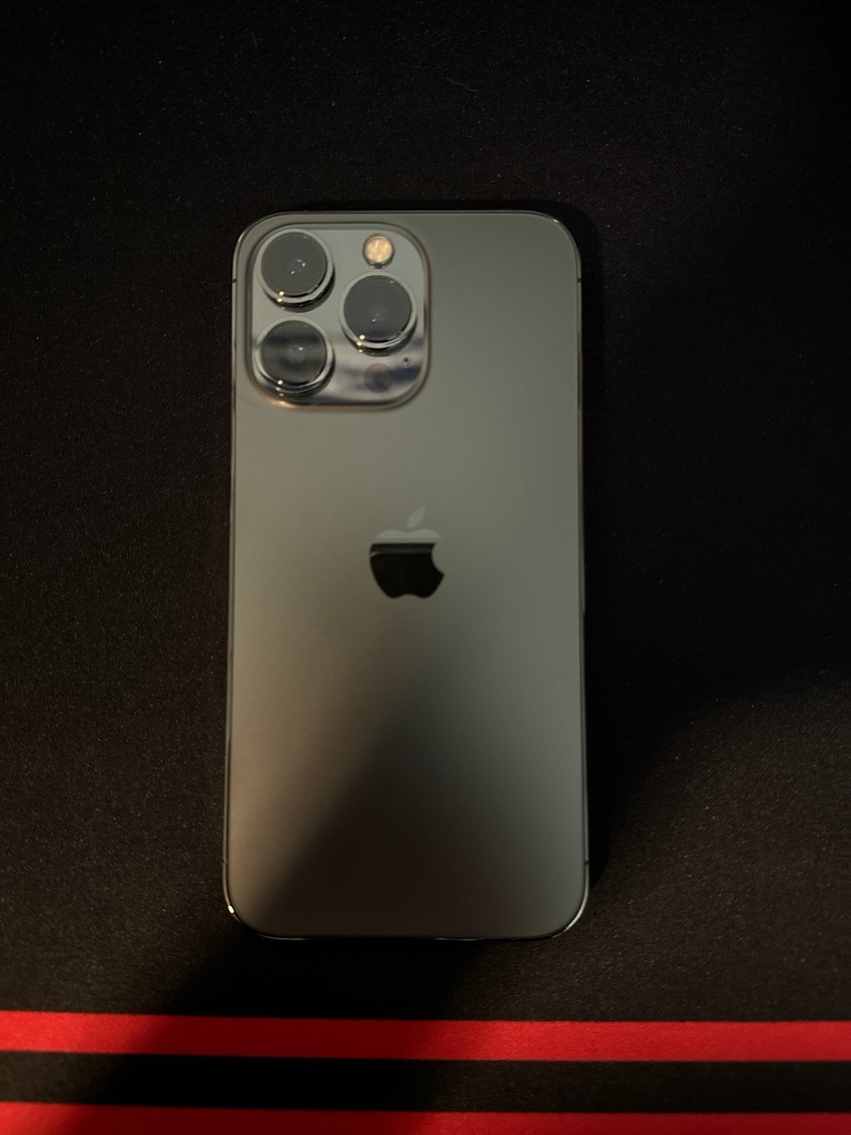 Apple iPhone 13 Pro 128 GB in Graphite 8A33