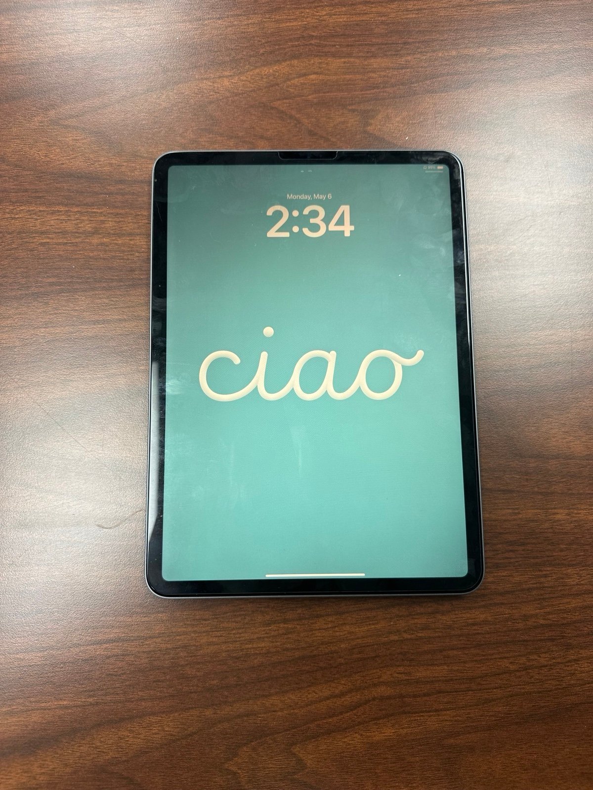 ipad pro 11” 3rd generation with magic keyboard and apple pencil 2nd generation 7R39