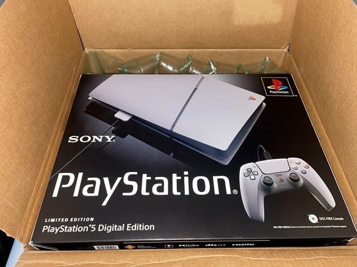 PlayStation 5 Console 30th Anniversary Limited Edition Bundle Digital Edition 7Y32