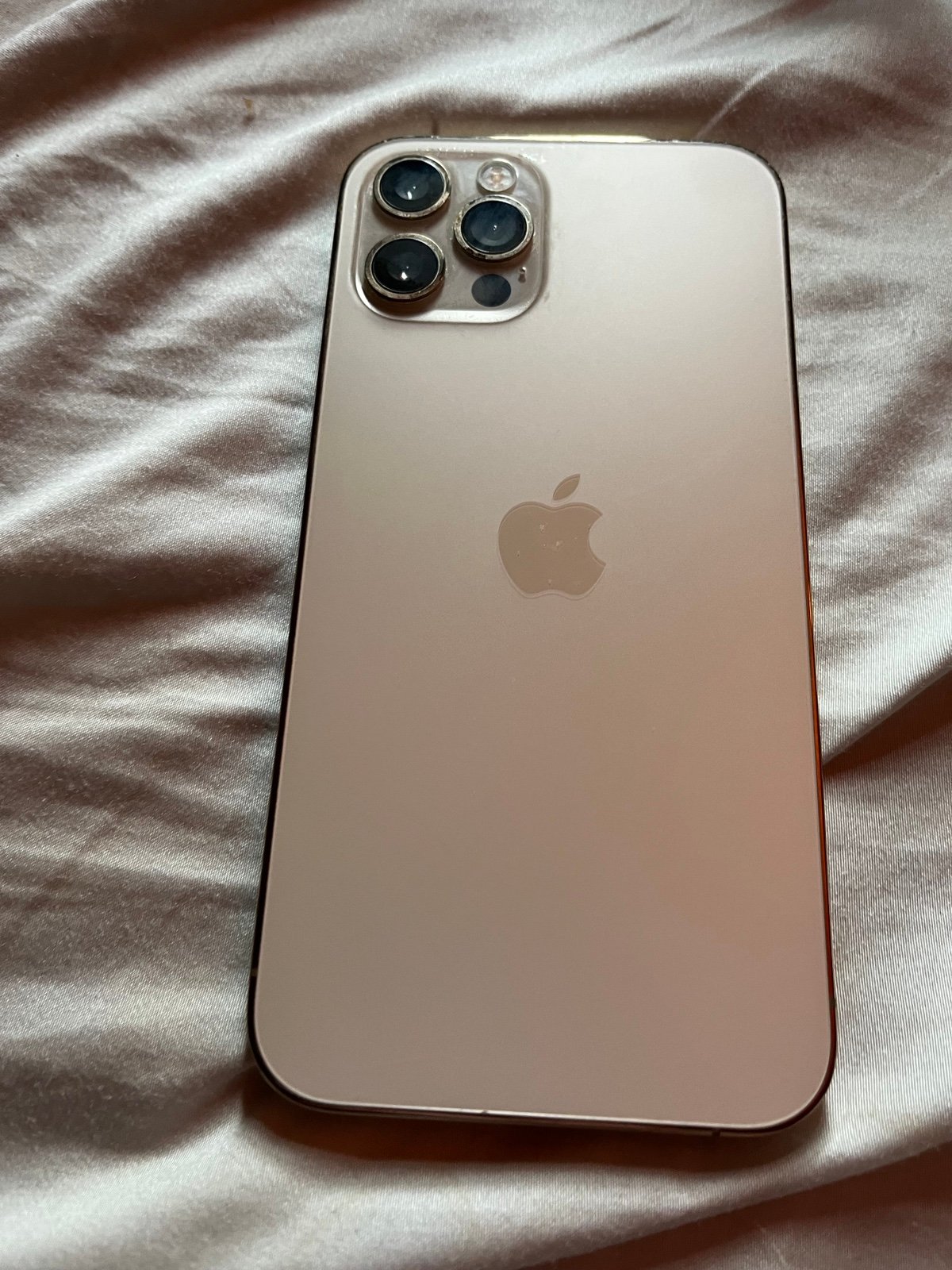 iPhone 12 Pro 256gb gold 5R18