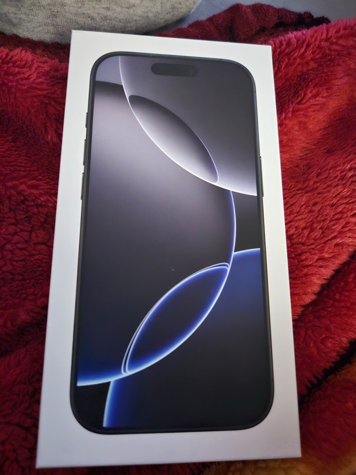 Brand new iPhone 16 pro 128gb 7P85