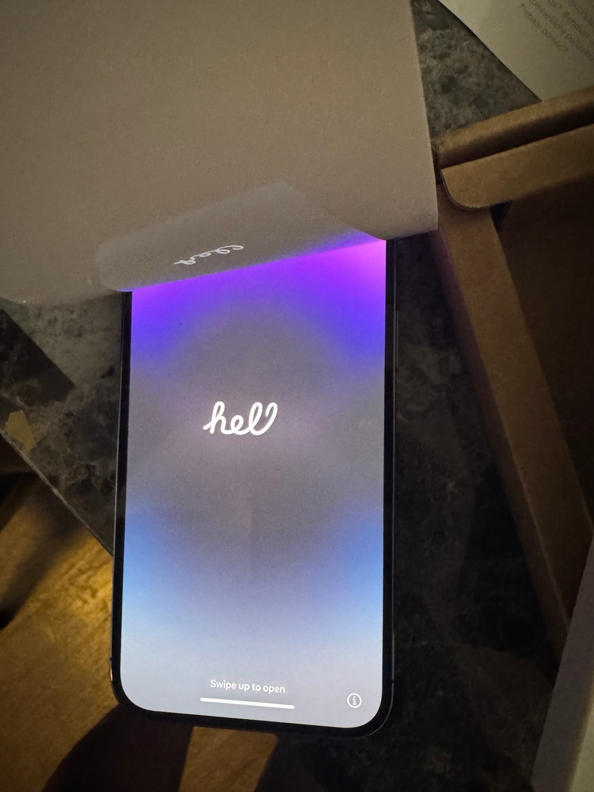 Apple iPhone 14 Pro max 2J51