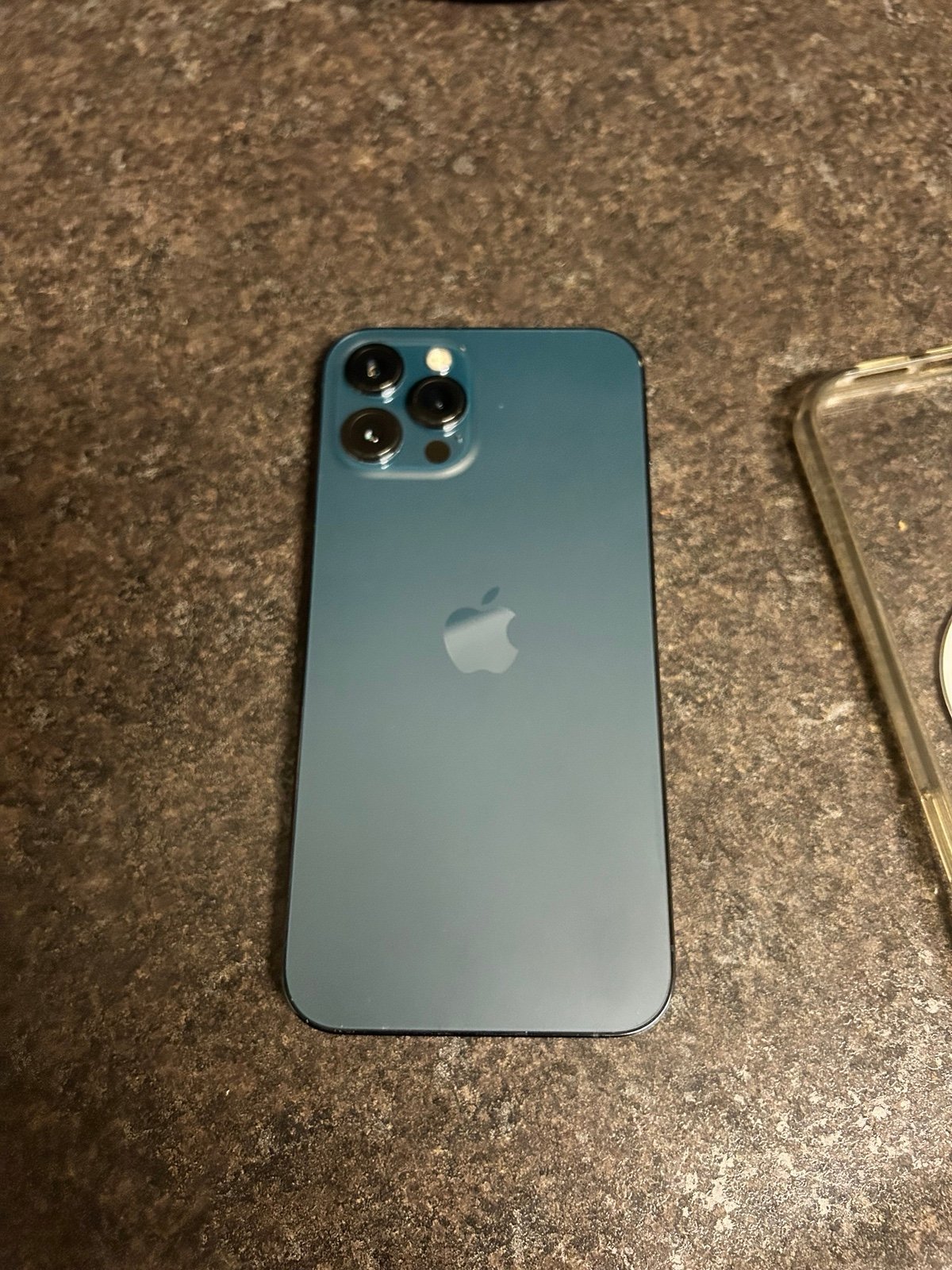 iPhone 12 Pro Max Tmobile 2Z77