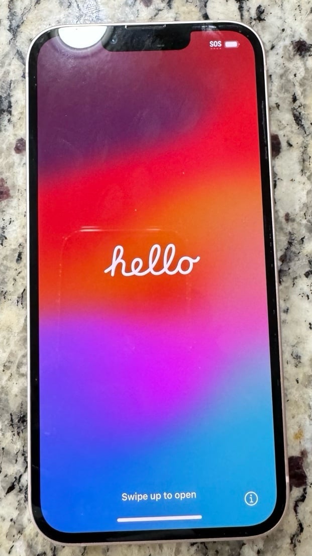 Apple iPhone 13 128 GB in Pink 2G37