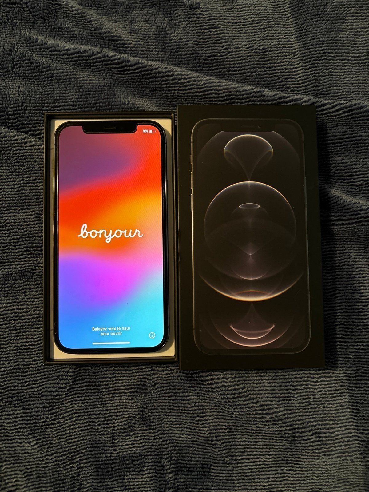 iPhone 12 pro unlocked 128gb 7T32