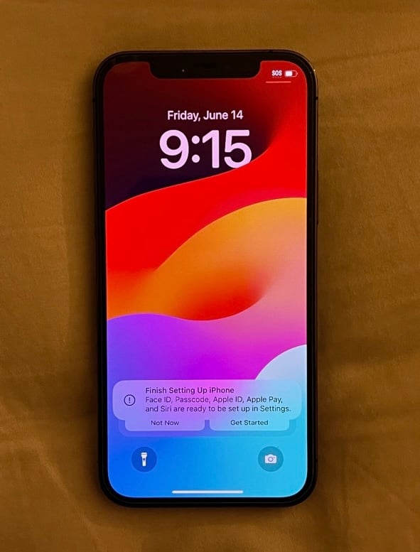 Apple iPhone 12 Pro - 128 GB - Graphite (Unlocked) (Dual SIM (SIM + eSIM)) 6N15