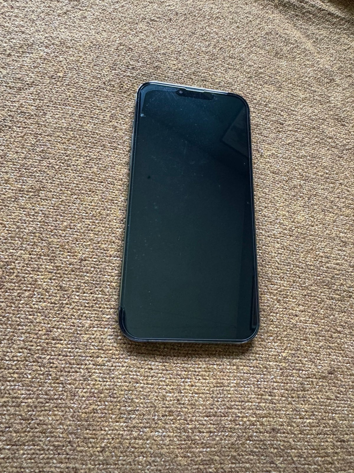 iPhone 13 Pro Max 8B57