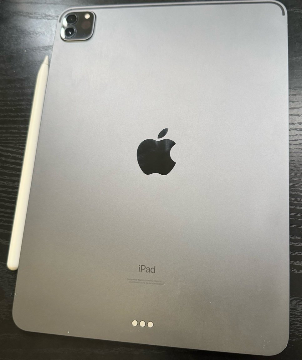 iPad Pro 11 3rd generation AND Apple Pen 6G26