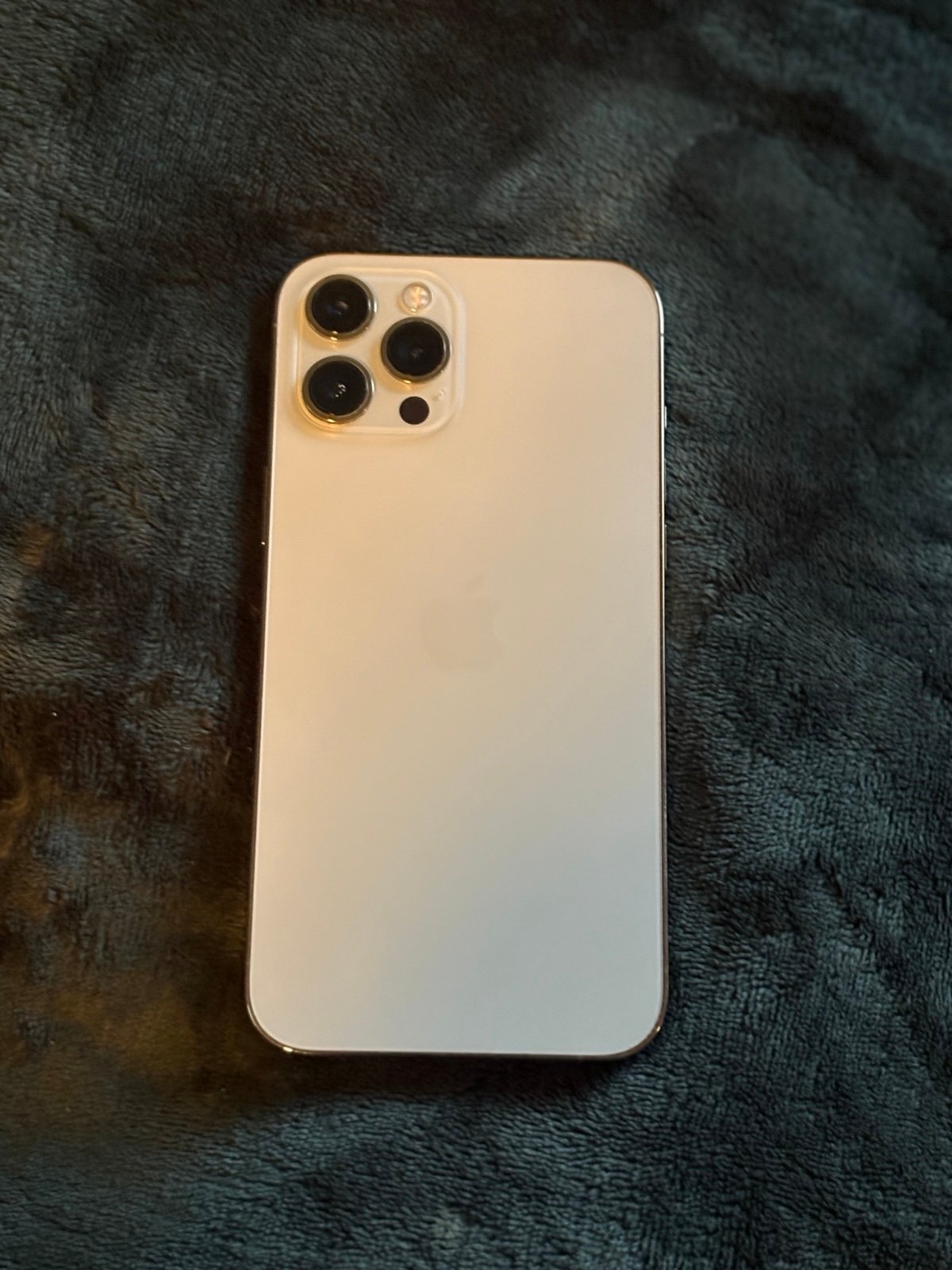 iPhone 12 ProMax 9Q65