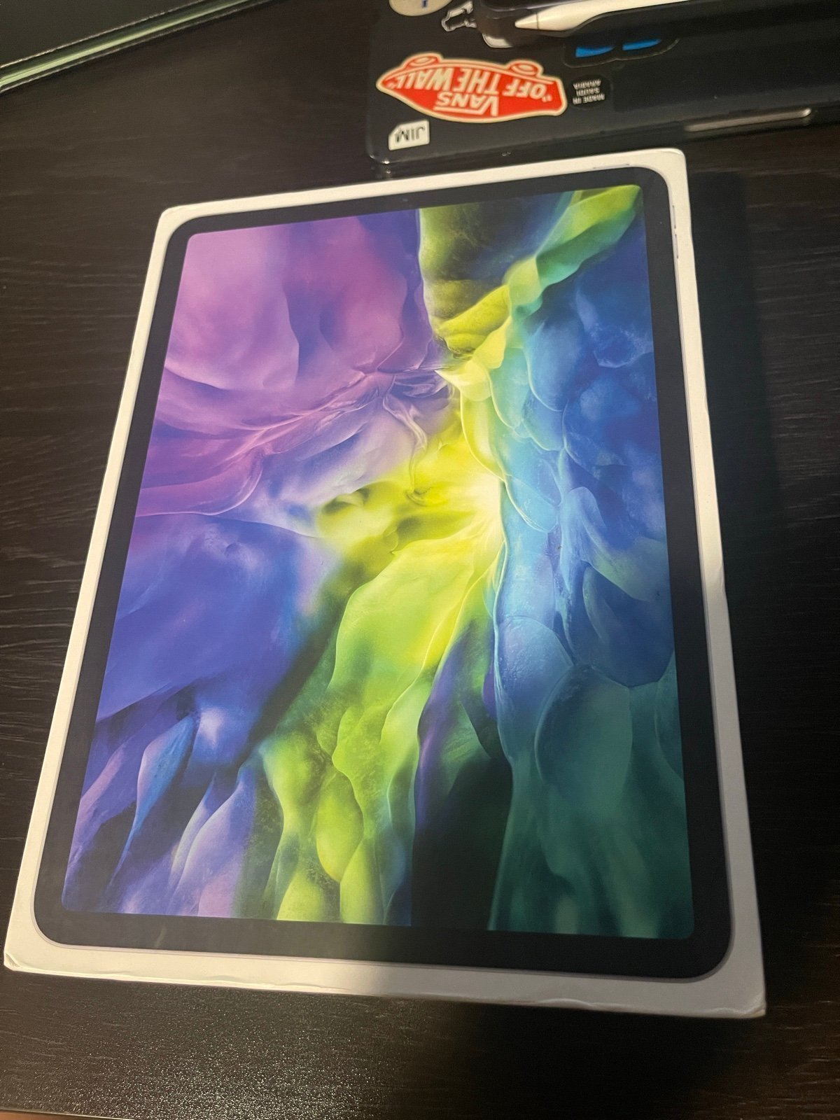 iPad Pro 11 inch 256GB with Magic Keyboard 6A29