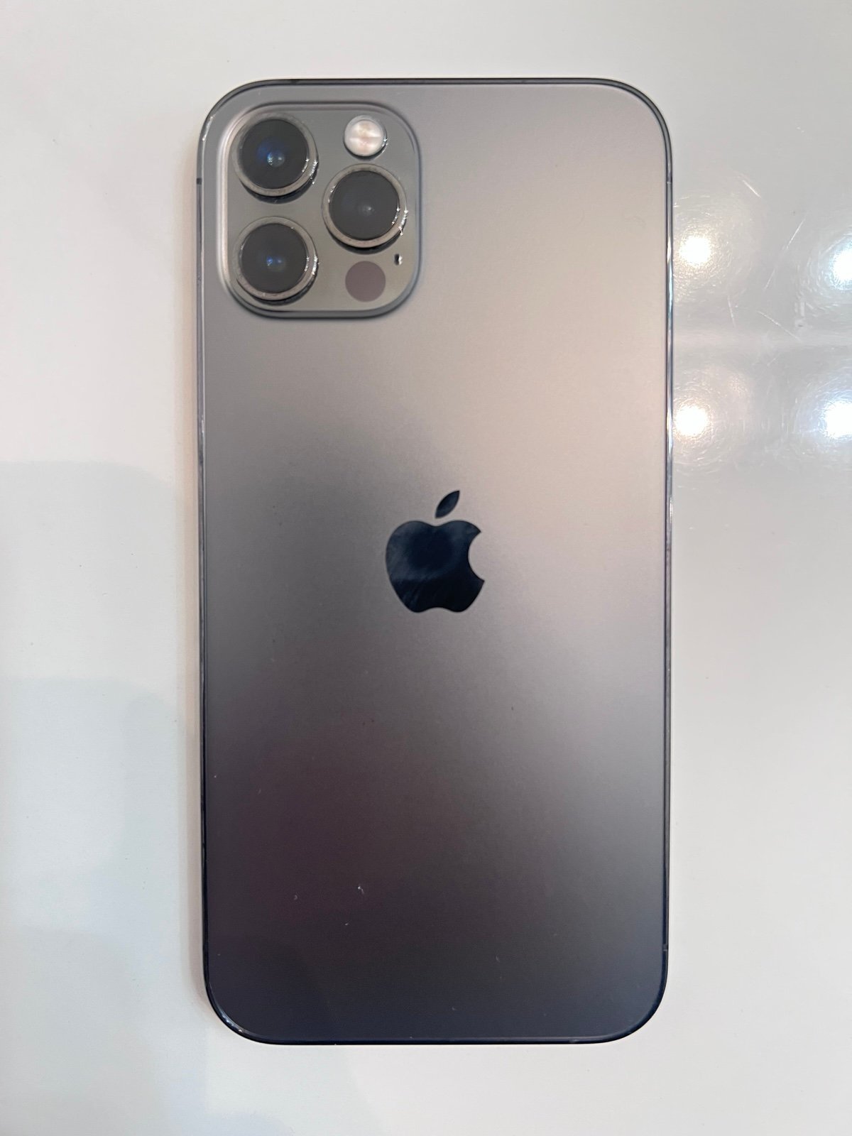 Apple iPhone 12 Pro 256 GB in Graphite for Unlocked 9L56