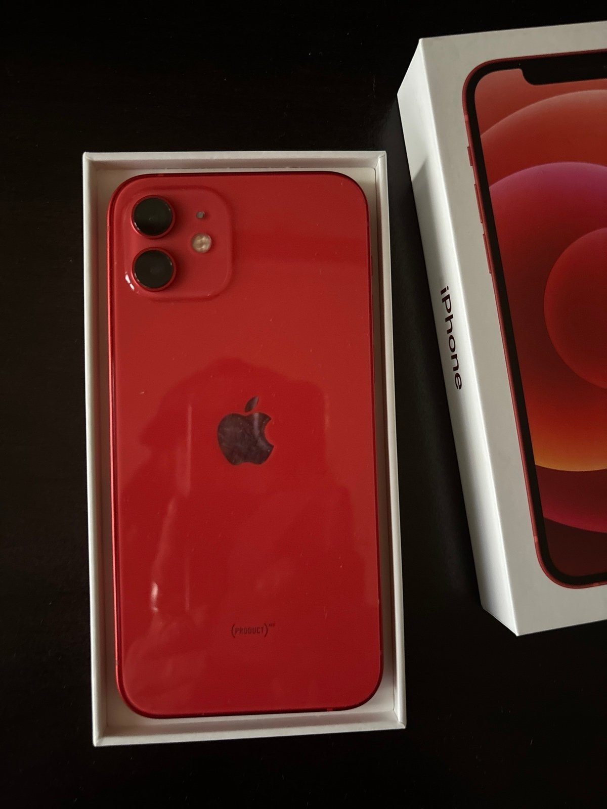 iphone 12 256gb red unlocked gently used 3D35