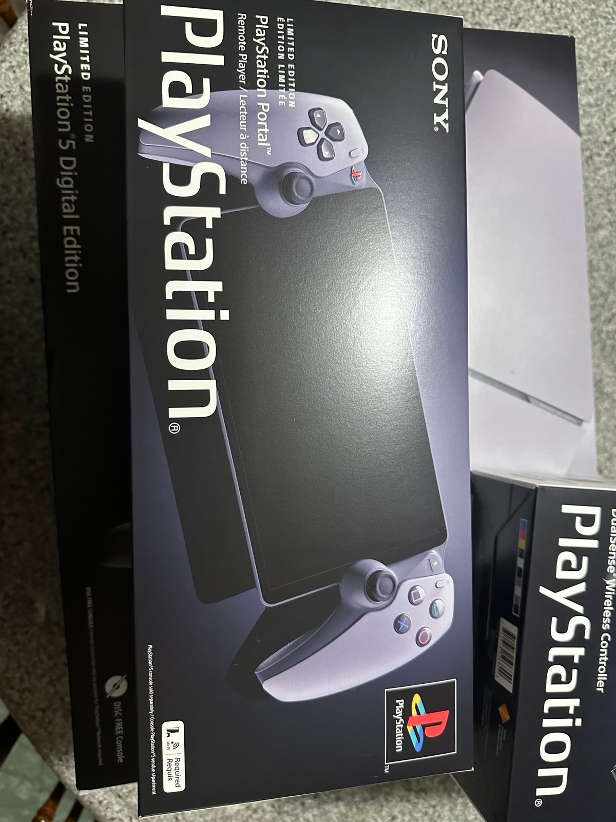 PS5 30th Anniversary Bundle 6W13