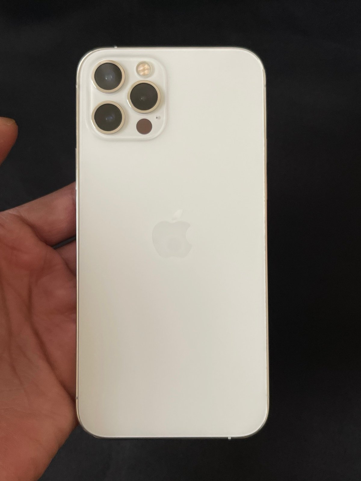 Apple iPhone 12 pro 256GB Silver Unlocked 3J82