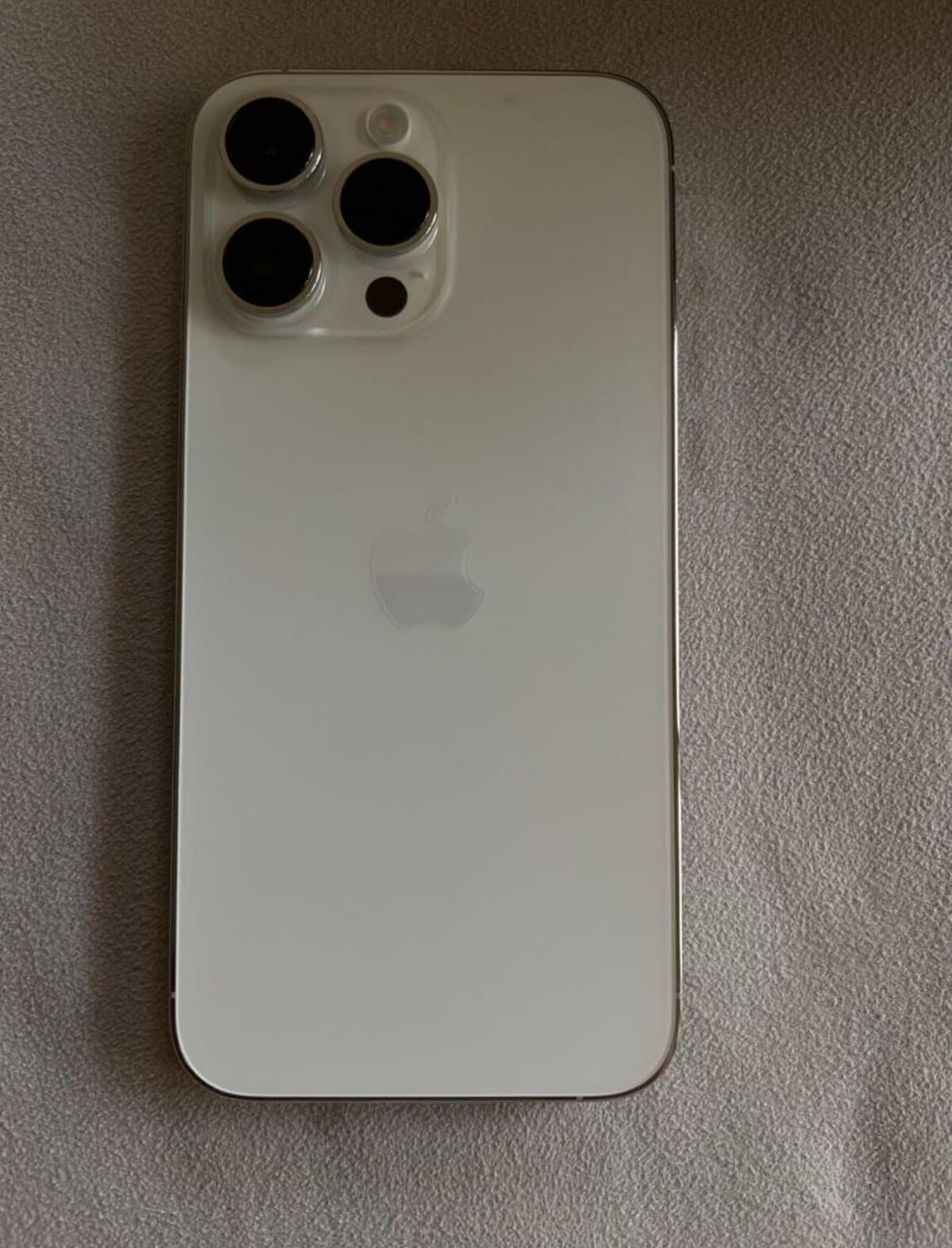 Iphone 14 pro max 1P79