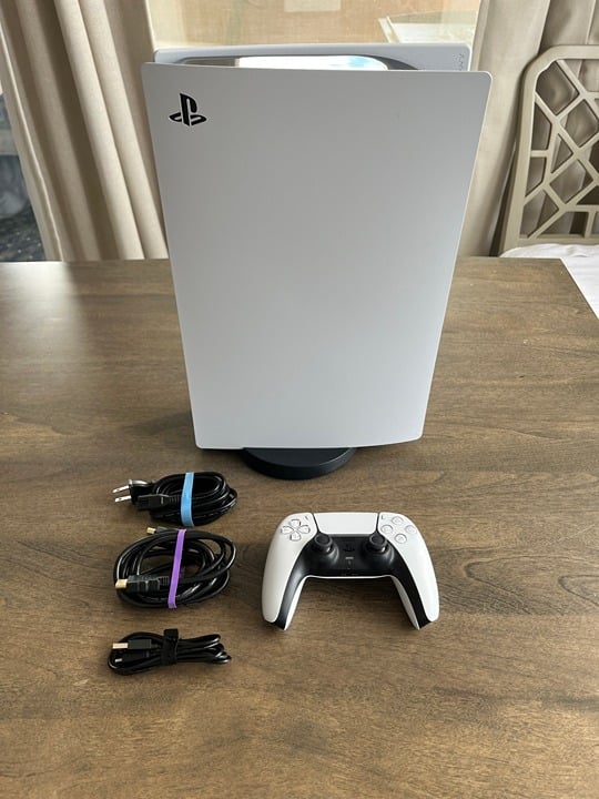 Sony PlayStation 5 Digital Edition Console With Additional 1TB NVMe SSD Storage 3L76