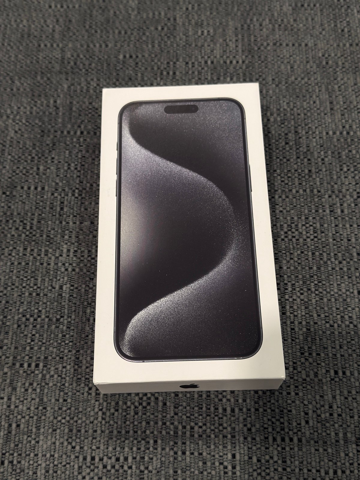 iPhone 15 Pro Max 512GB Black Titanium 7A52